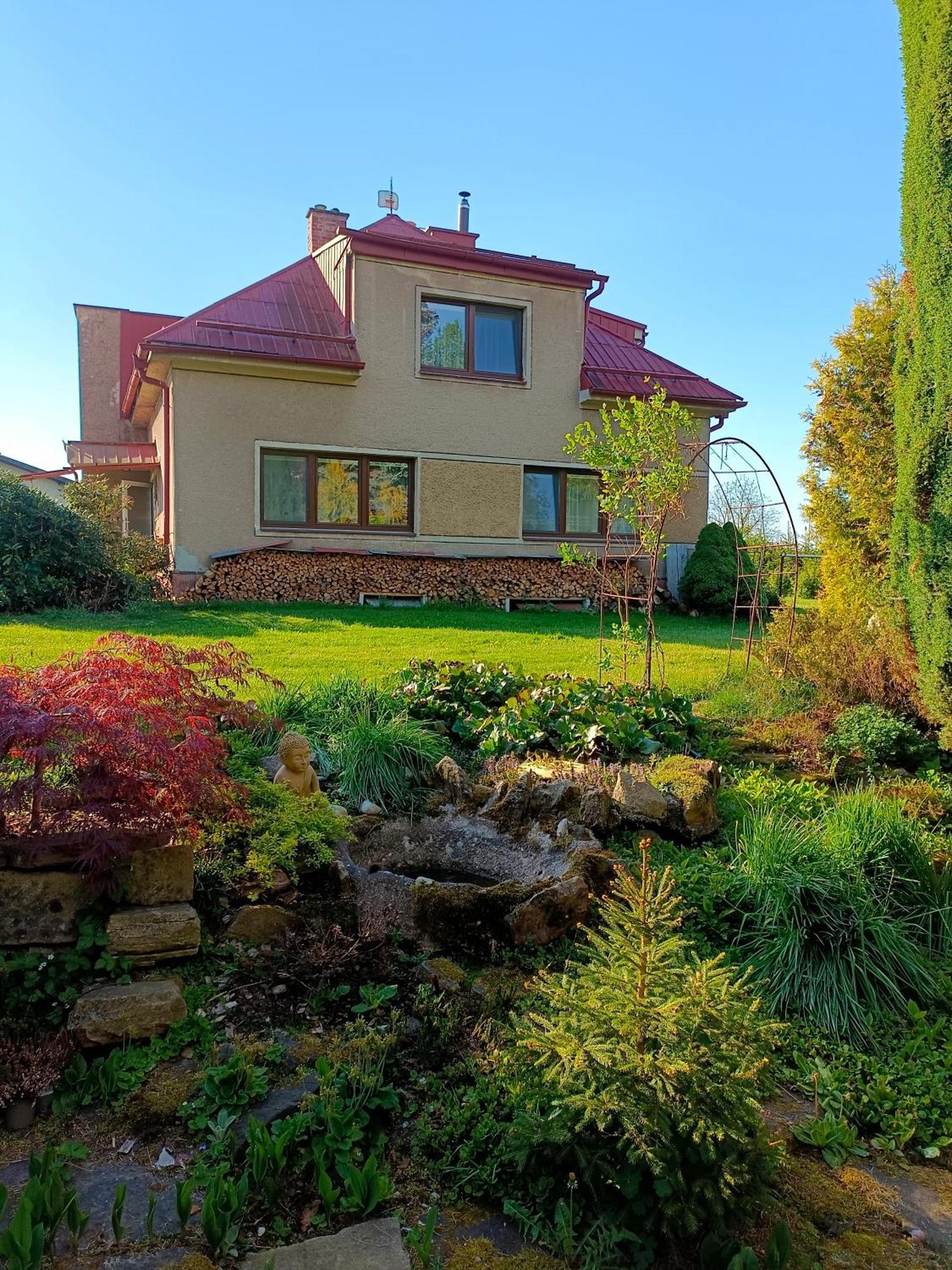 Apartman Za Lesem Červený Kostelec Bagian luar foto